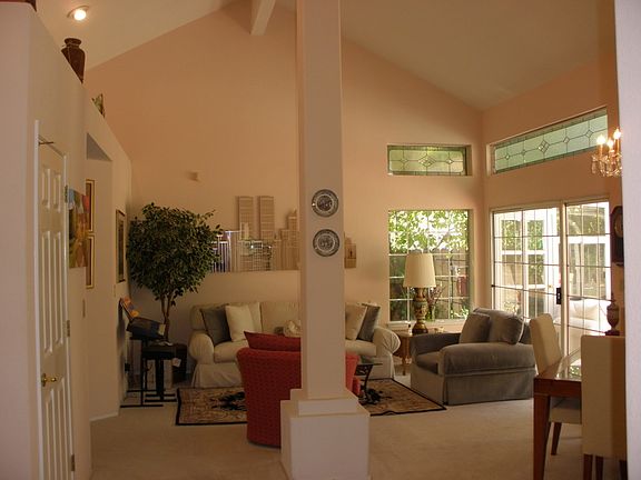 3rd image of 464 S Lexington Dr