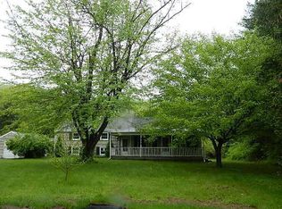 5 Linda Ct, Northford, CT 06472