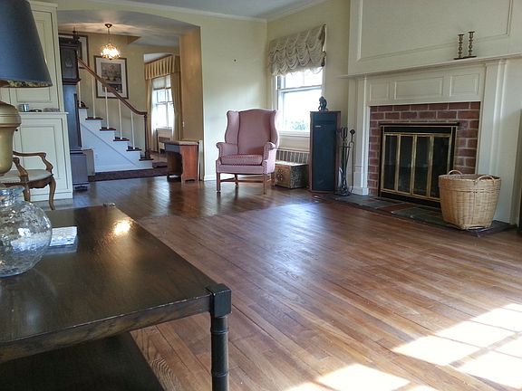4th image of 100 Ashland Ave
