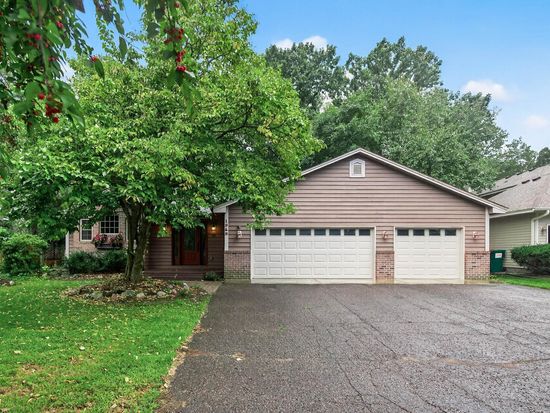 1948 130th Ln NE, Blaine, MN 55449