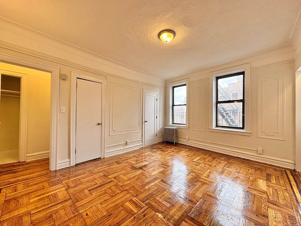 1st image of 26-80 30th St #3