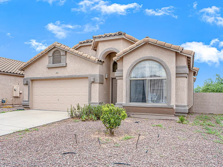 345 E Camino Del Abeto — Photo 25