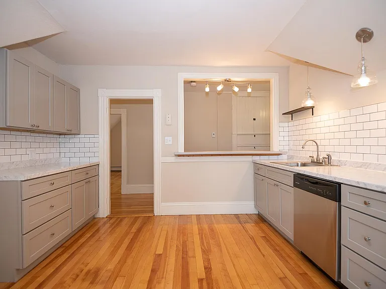 24 Massasoit Rd #3 — Photo 8