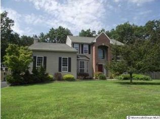 8 Arrowhead Cir, Jackson, NJ 08527