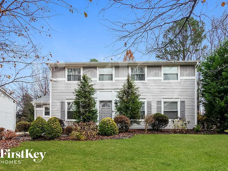 9512 Robert Burns Ct — Photo 1