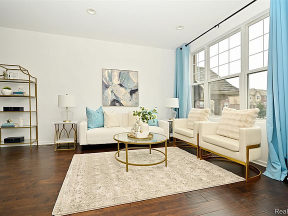4th image of 2817 Hartwick Dr