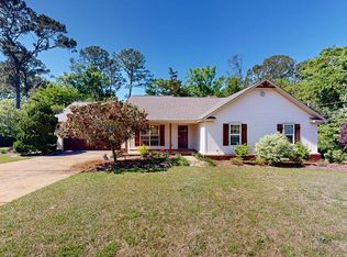 108 Melissa Ln, Headland, AL 36345