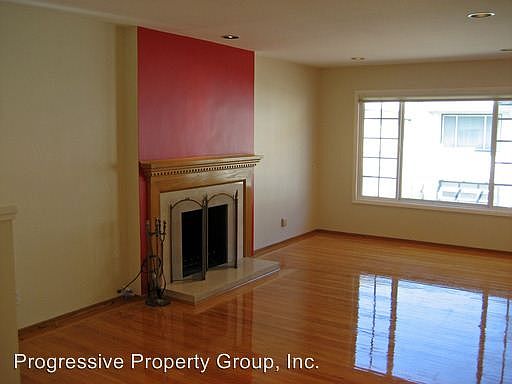 2nd image of 49 Aquavista Way