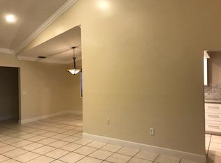 1530 NW 97th Ter, Pembroke Pines, FL 33024