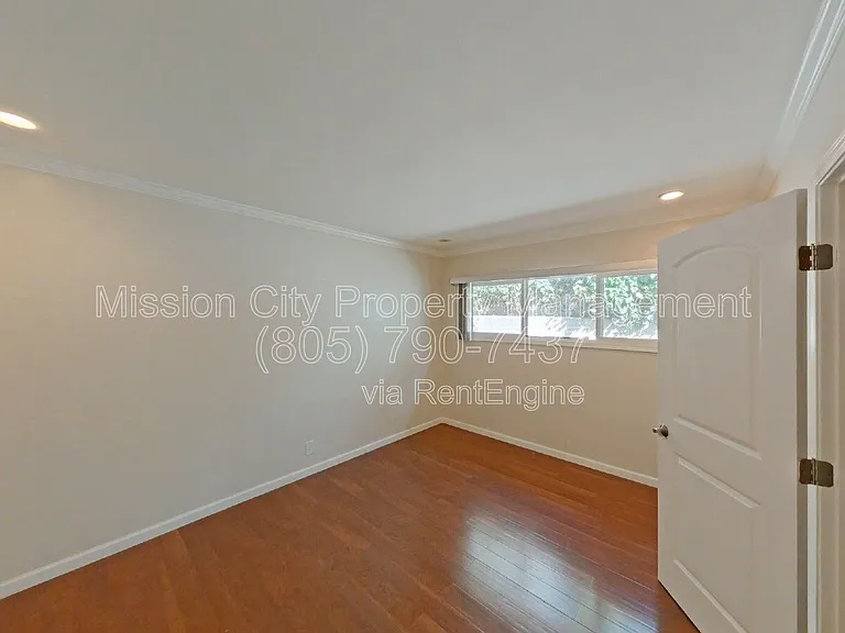 515 N Alisos St #B — Photo 12
