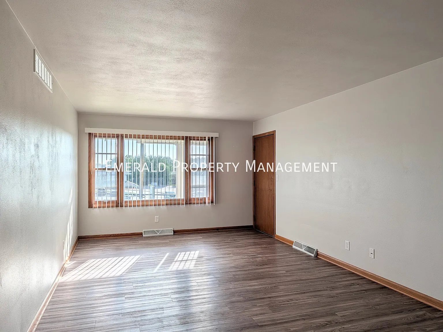 2 bed, $1,350 — Photo 3