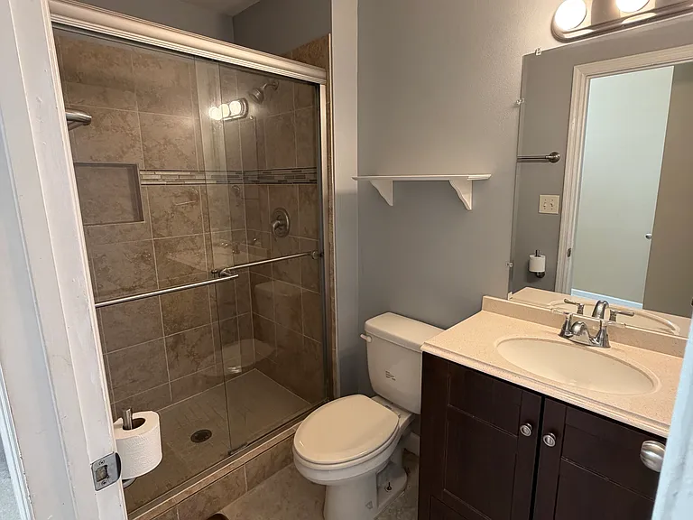 2 Court Dr #2 — Photo 28
