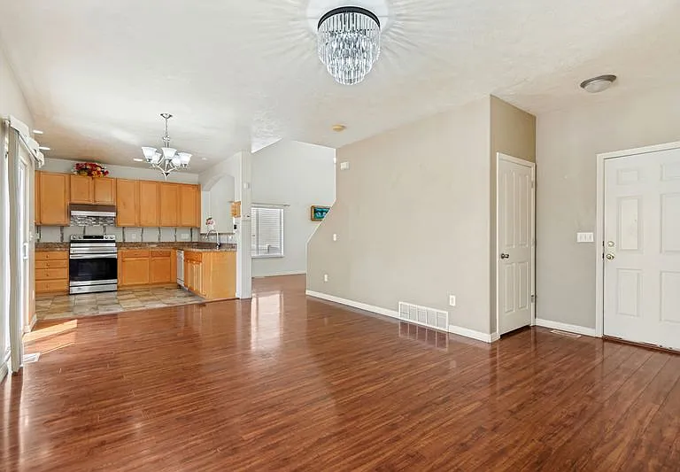 5037 W White Diamond Way S — Photo 6