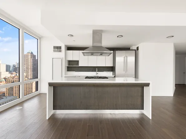 247 West 46th Street image 3 of 10