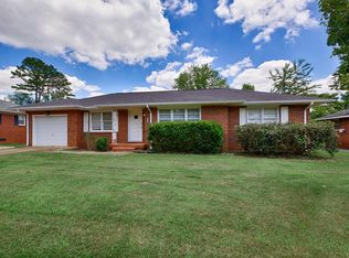 2110 Fairfax St NE, Huntsville, AL 35811
