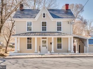 718 3rd St, Martinsburg, WV 25404