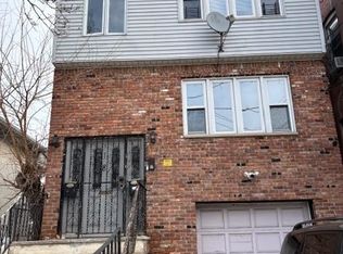 118 Greenville Ave, Jersey City, NJ 07305
