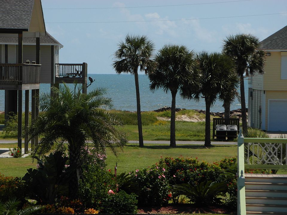 Front porch zoomed view 