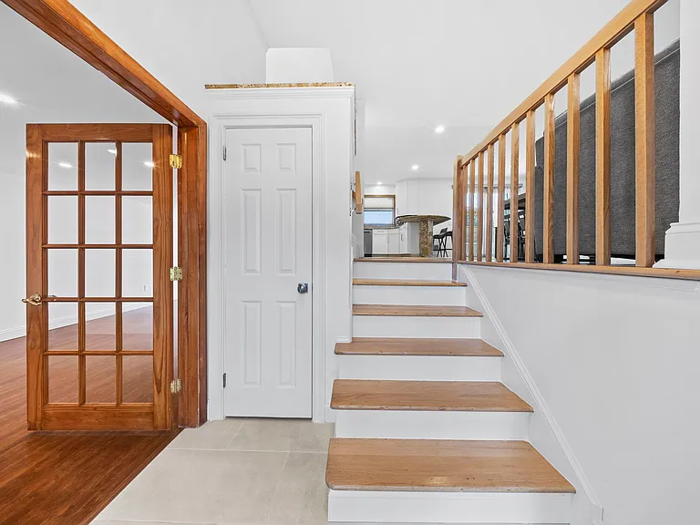 62 Sycamore Rd — Photo 17