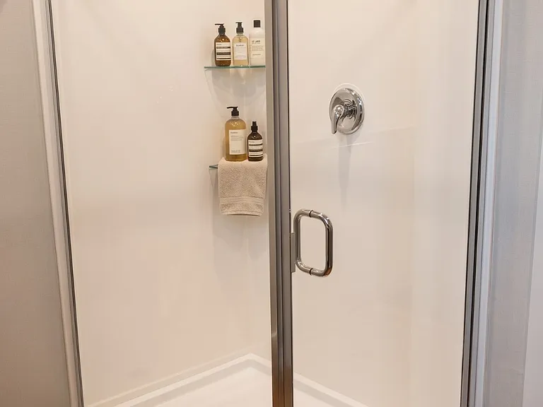 Teakwood Urban Living — Photo 49