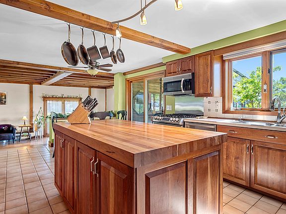 3rd image of 1614 McGlynn Road