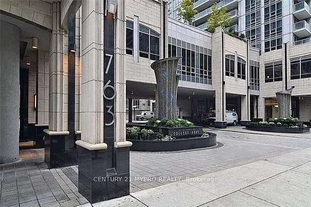 763 Bay St #1114 — Photo 2