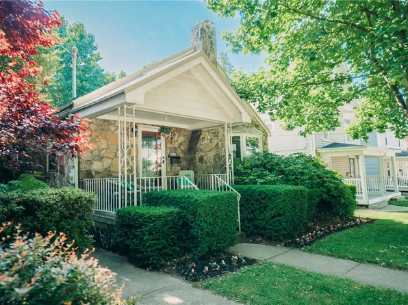 323 S 6th St, Indiana, PA 15701