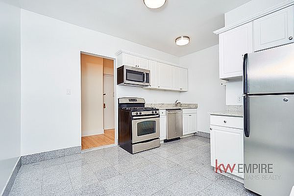 1st image of 31 Ocean Pkwy APT 1G