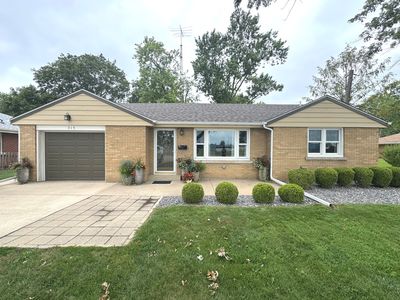 315 W Brookmont Blvd, Bradley, IL, 60915