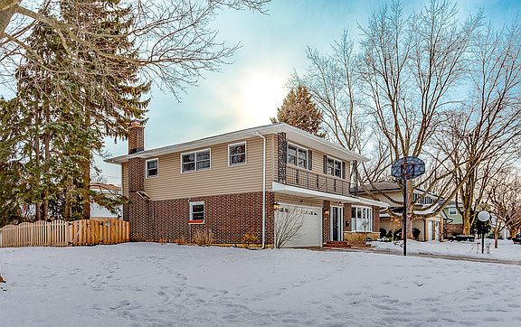 2nd image of 1119 Greenwood Dr
