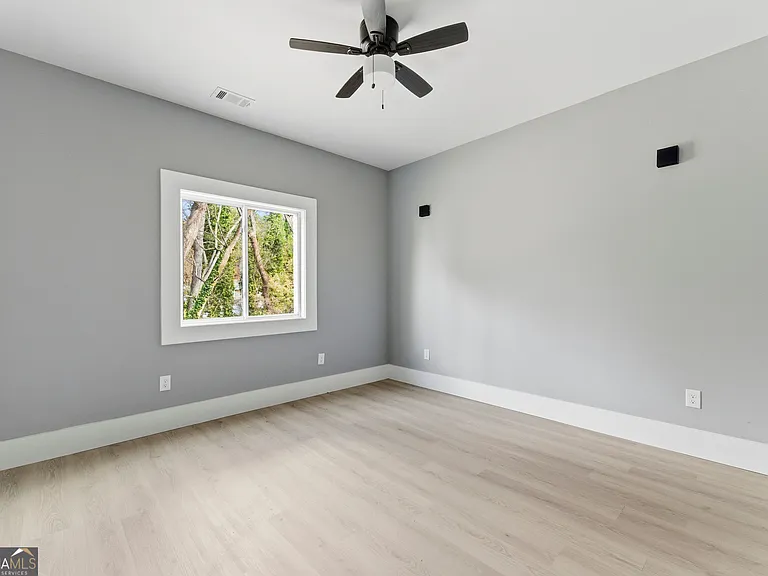 1409 NW Dr NW #2 — Photo 10