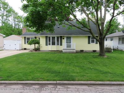 711 Donson Dr, Lansing, MI, 48911