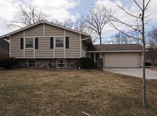 12620 James Rd, Minnetonka, MN 55343