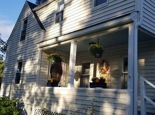 111 Eastern Ave, Boothbay Harbor, ME 04538