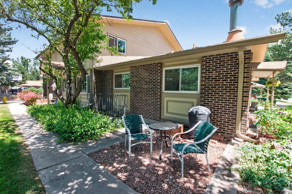 1024 Oxford Ln #68-17B