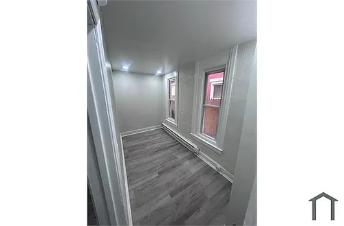 323 N 9th St #1 Photo 1