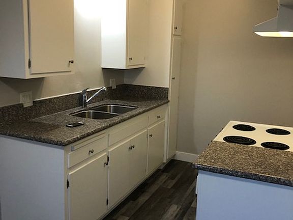 2nd image of 7611 Comstock Ave APT 6