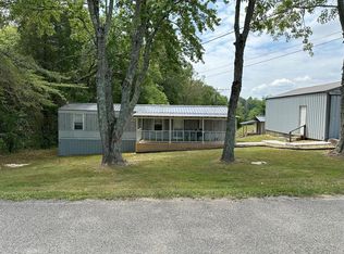4250 Window Cliff Rd, Baxter, TN 38544