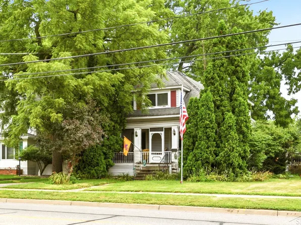 1642 Brockway St, Saginaw, MI 48602