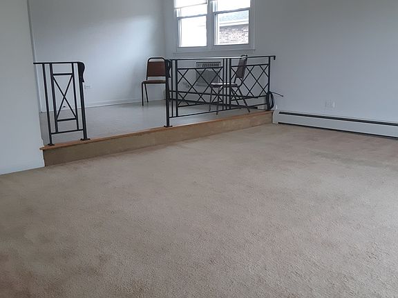 4th image of 8919 W 97th St #2W
