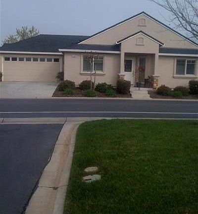 5th image of 589 Village Dr