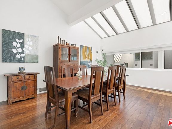 4th image of 18 Union Jack St APT 301