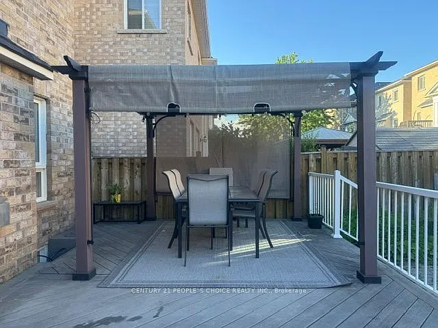 33 Mansbridge Cres — Photo 19