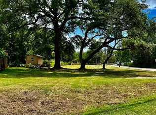 801 Dunbar Ave, Bay Saint Louis, MS 39520