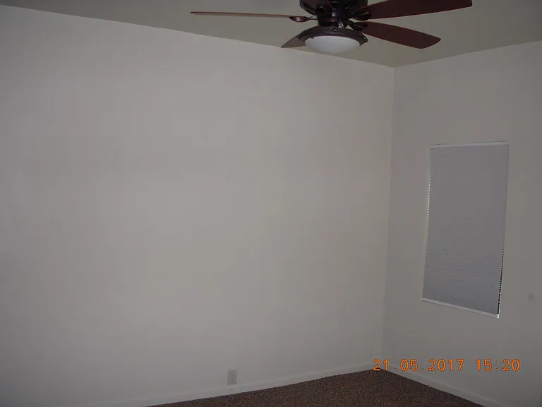 1735 E 2nd St #A — Photo 16