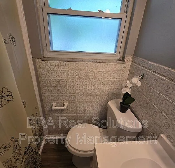 1124 Olney Dr — Photo 14