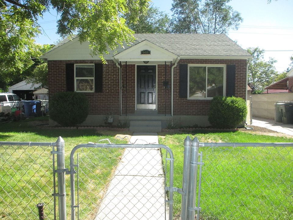 1st image of 948 N Poinsettia Dr