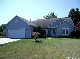 5871 Parapet Dr, Jamesville, NY 13078