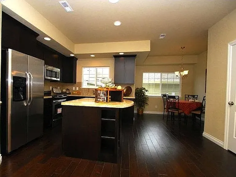 3827 Precision Dr #B — Photo 4