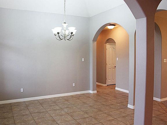 2nd image of 7115 Wedgewood Dr